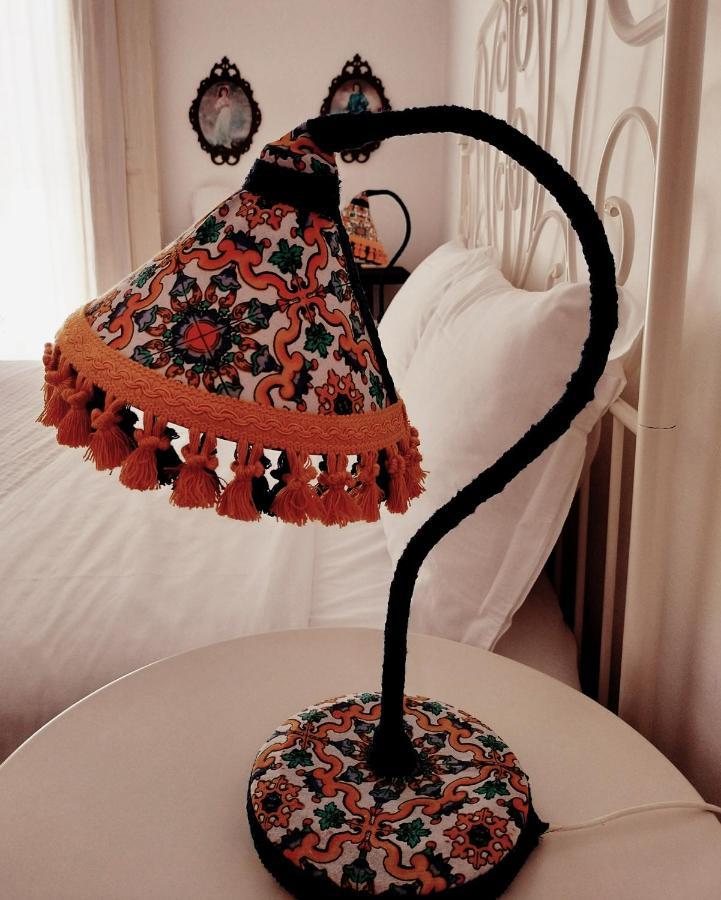 Fera O' Luni Bed & Breakfast Catania Bagian luar foto