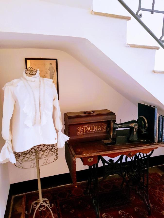 Fera O' Luni Bed & Breakfast Catania Bagian luar foto